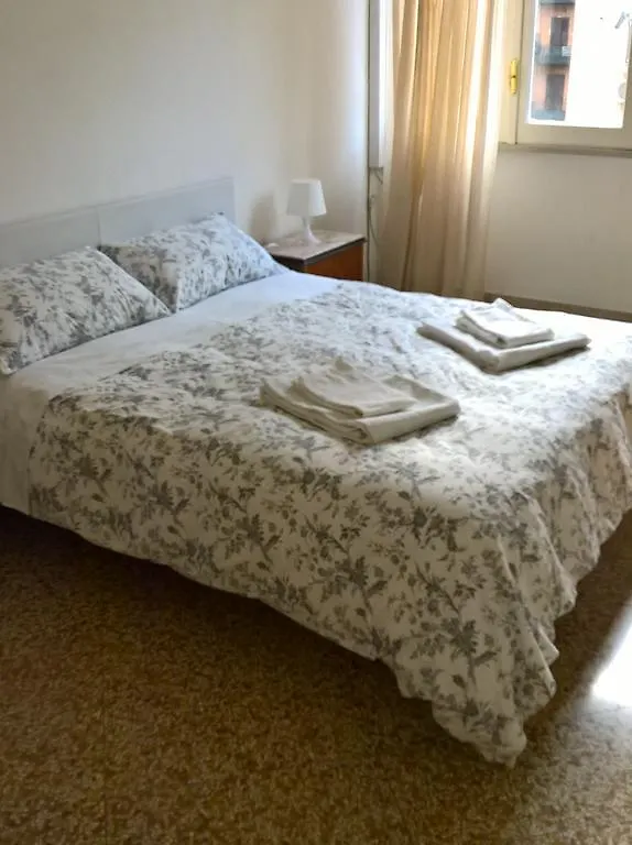 Marchese Ugo Bed and Breakfast Palermo Bed & Breakfast