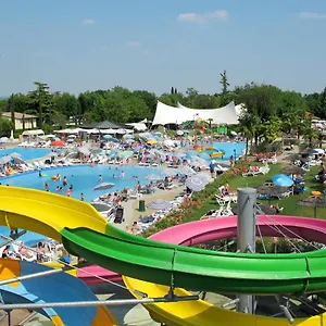 https://camping-bella-italia-271s.hotelinveneto.com