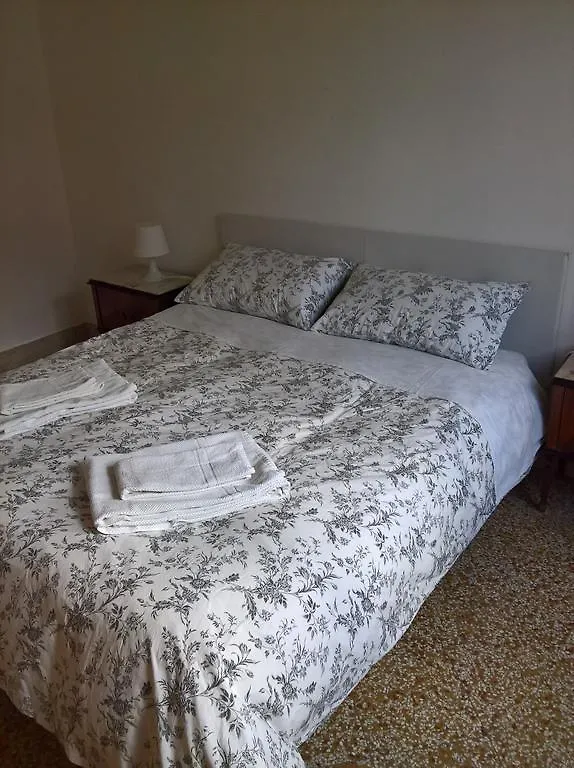 Nocleg ze śniadaniem Marchese Ugo Bed and Breakfast Palermo